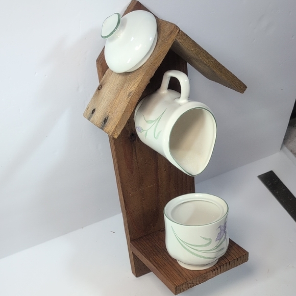 Rustic Wooden Bird Feeder Handmade Iris Flowers - Picture 2 of 8